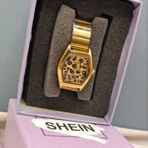 ساعات  شي  ان